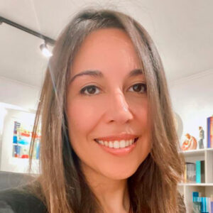 Constanza Descalzi Toro